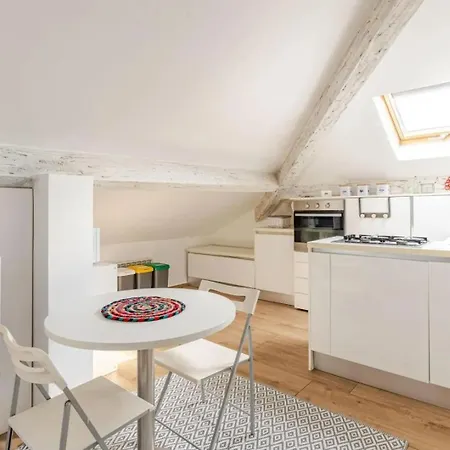 In Pieno Centro - 600mt Dall'ariston E Dalla Apartmán