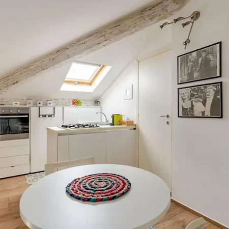 In Pieno Centro - 600mt Dall'ariston E Dalla Apartmán